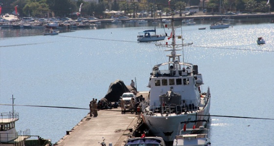 Foça'da 40 kaçak göçmen yakalandı