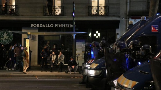 Fransa’da 'güvenlik tasarısı' protestosuna polis müdahalesi