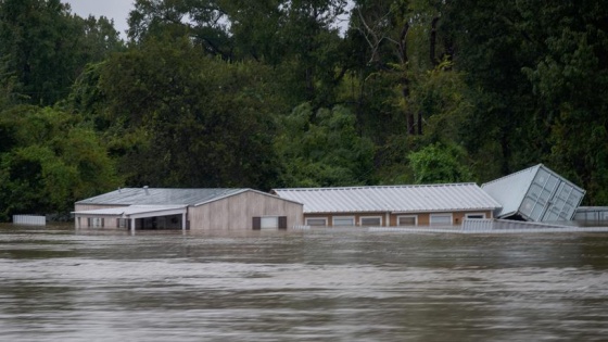 Fransa'da Irma'dan sonra şimdi de Jose alarmı