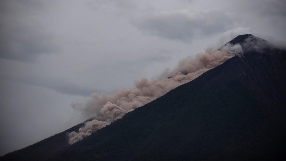 Fuego Yanardağı'ndaki patlamalar nedeniyle 332 kişi kayıp