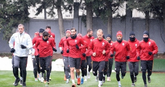 Galatasaray, 2016 yılının ilk antrenmanını yaptı