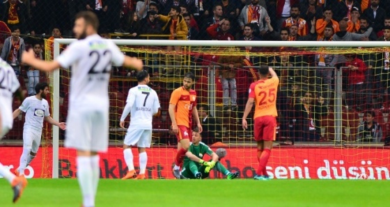 Galatasaray bu sezon evinde ilk kez mağlup oldu