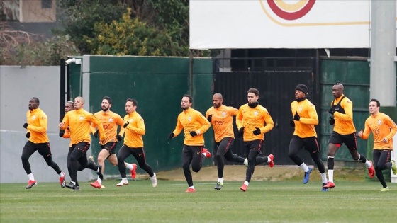 Galatasaray'da derbi hazırlıklarına başladı