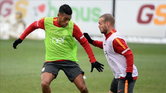 Galatasaray'da yeni transfer Rodrigues antrenmana çıktı