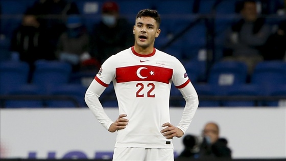 Galatasaray'dan Ozan Kabak'a tebrik