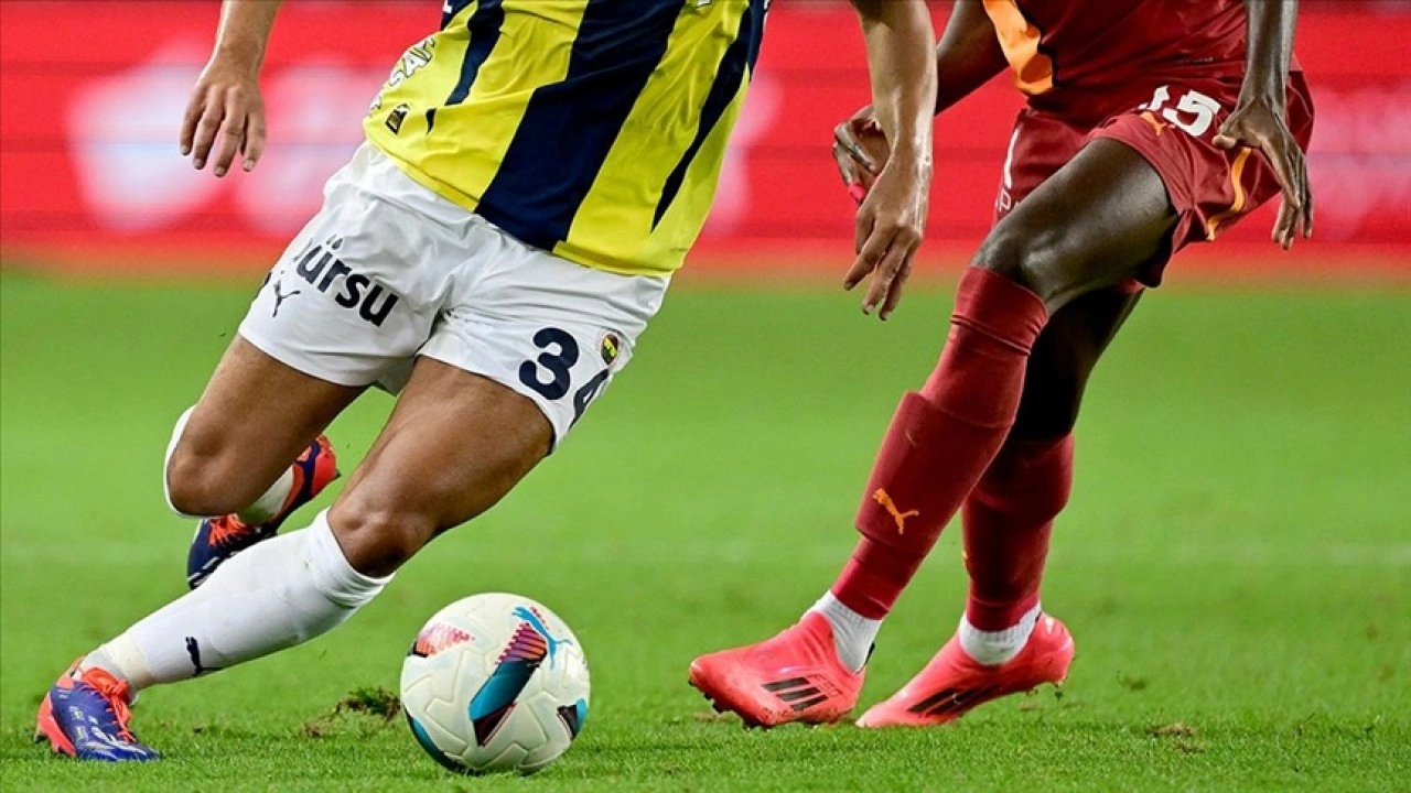 Galatasaray-Fenerbahçe derbisinde 17 futbolcu 'ilk'i yaşayabilir