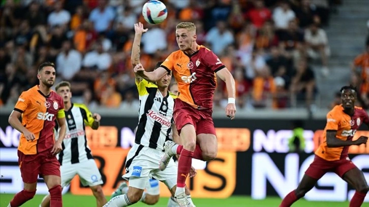 Galatasaray hazırlık maçında LASK Linz'e 3-2 mağlup oldu
