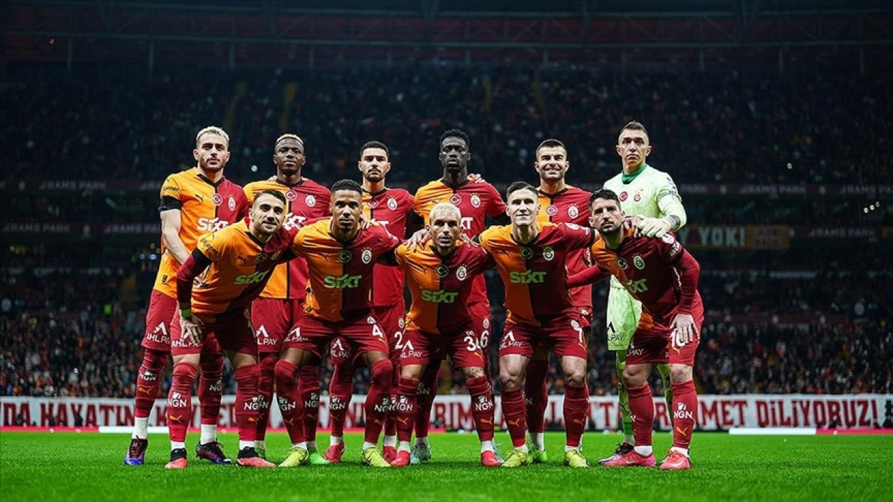 Galatasaray ilk 8 hedefiyle Ajax deplasmanına çıkacak