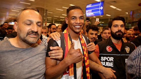 Galatasaray'ın transfer görüşmesine başladığı Fernando, İstanbul'da