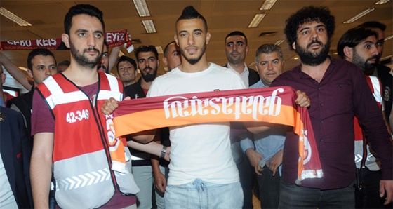 Galatasaray’ın yeni transferi Belhanda İstanbul’da