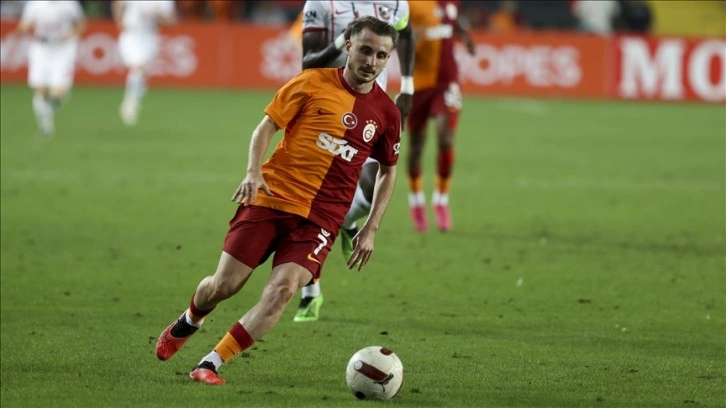 Galatasaray milli araya moralli girdi