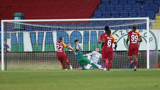 Galatasaray Rize'de 3 puandan fazlasını kaybetti