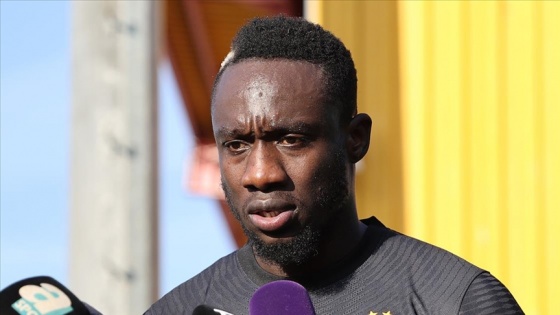 Galatasaraylı futbolcu Mbaye Diagne: Taraftarımızın da keyif alacağı bir maç oynayacağız