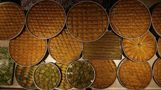 Gastronomi kentinin baklavacılarını bayram telaşı sardı