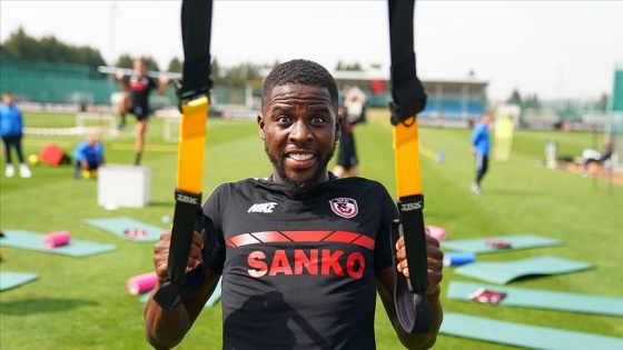 Gaziantep FK'nin Senegalli futbolcusu Djilobodji'den kariyer rekoru