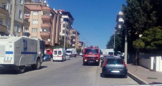 Gaziantep'te hücre evinde patlama: 2 şehit, 8 yaralı