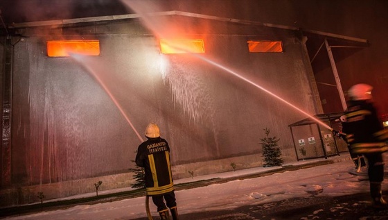 Gaziantep'te tekstil fabrikasında yangın