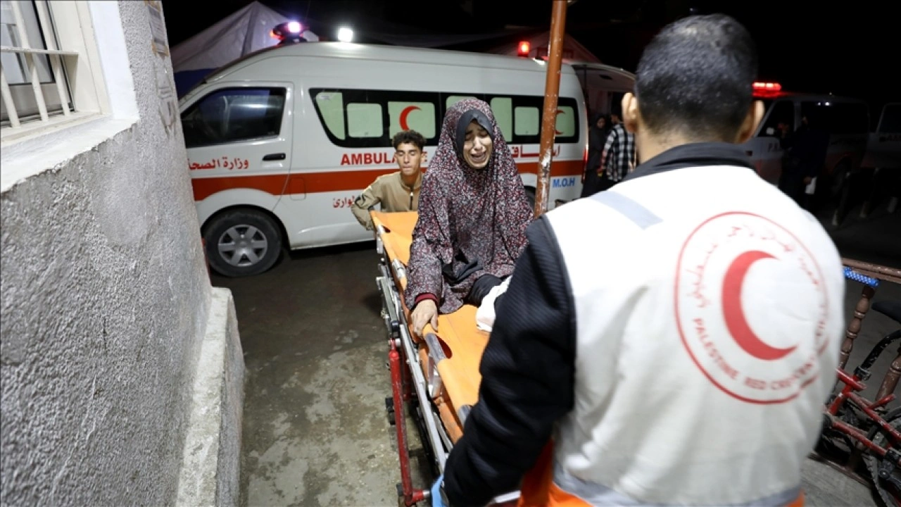 Gazze hükümetinden 'yakıt kıtlığı sebebiyle tüm sağlık sistemi çökebilir' uyarısı