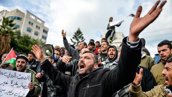 Gazzeli işçilerden 'abluka' protestosu