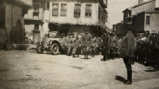 Genelkurmay arşivinden Atatürk'ün az bilinen fotoğrafları