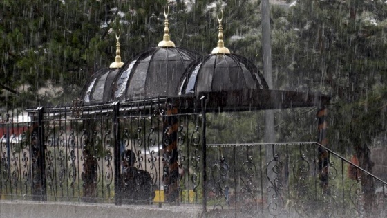 Giresun, Trabzon ve Rize için 'sağanak' uyarısı