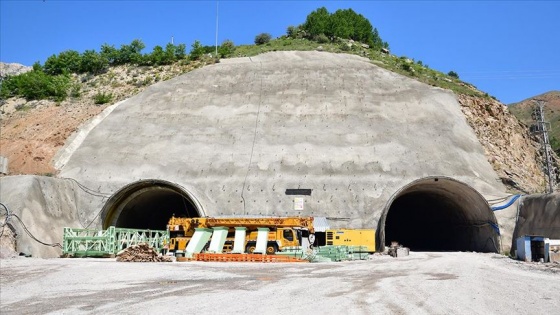 Giresun Valisi Ünlü: Eğribel Tüneli'nde kazı çalışmaları tamamlandı