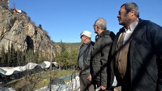 Gizemini koruyan 'Zincirli kaya' ilgi görüyor