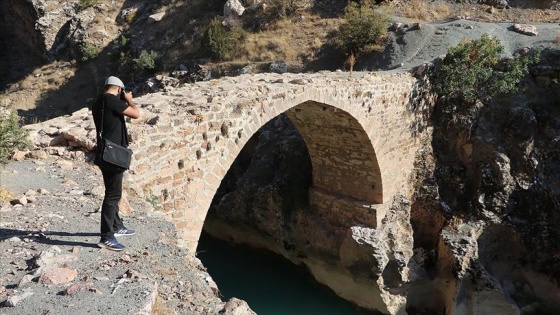 Göksu'nun Toroslardaki gerdanlığı: Salavat ve Cırlavık köprüleri