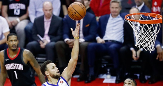 Golden State Warriors, Houston Rockets'ı deplasmanda geçti