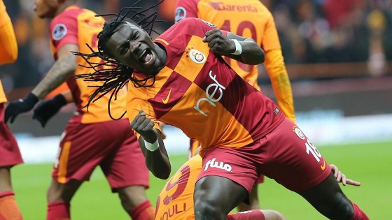 Gomis rekora koşuyor