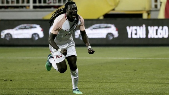 Gomis, rekorla gol kralı oldu