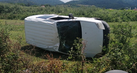 Göreve giderken aracıyla takla atan komiser şehit oldu