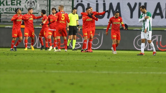 Göztepe'de yüzler gülüyor