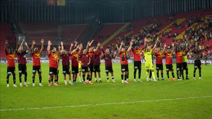 Göztepe, Süper Lig'de yoluna namağlup devam eden 4 takımdan biri