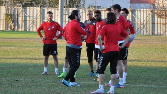 Grandmedical Manisaspor'da Fatih Tekke işbaşı yaptı