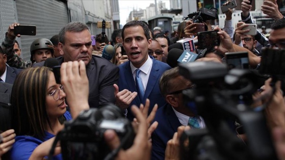 Guaido 'paralel seçimle' parlamento başkanı ilan edildi