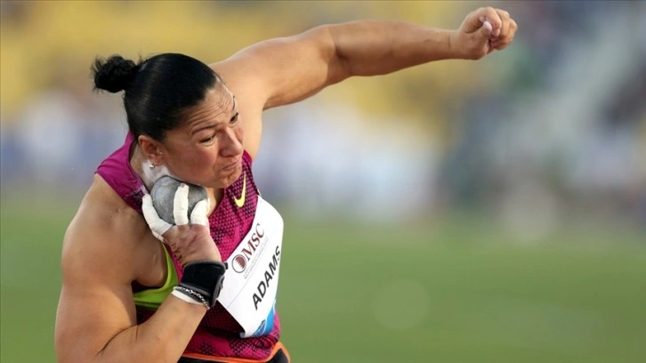 Gülle atma sporunun efsanelerinden Valerie Adams kariyerini noktaladı