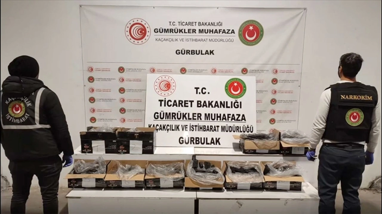 Gümrük muhafaza ekiplerinden uyuşturucu tacirlerine üç ayrı operasyon