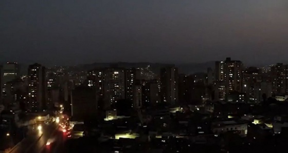Güney Amerika’da milyonlarca kişi elektriksiz kaldı
