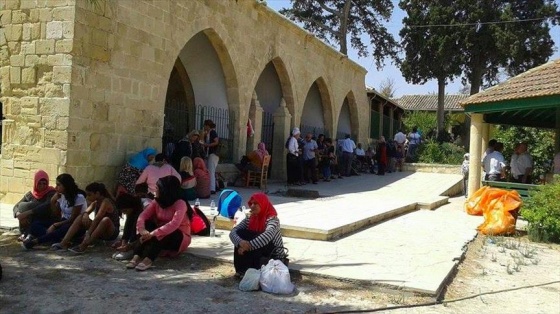 Güney Kıbrıs Rum kesimindeki Hala Sultan Tekkesi'ne ziyaret