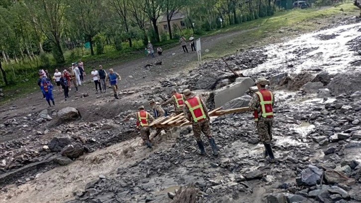 Güney Kore: Selin vurduğu Kuzey Kore'de ölü veya kaybolan kişi sayısı 1000'i aşmış olabili