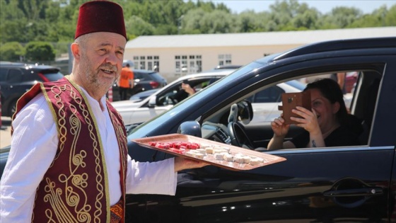 Gurbetçilere 'tatlı karşılama'