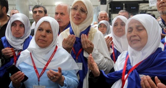 Hacı adayları kutsal topraklara dualarla uğurlandı