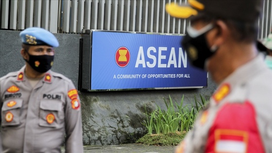 Hak grupları, Myanmar'daki sivil hükümetin ASEAN liderler toplantısında temsil edilmesini istedi