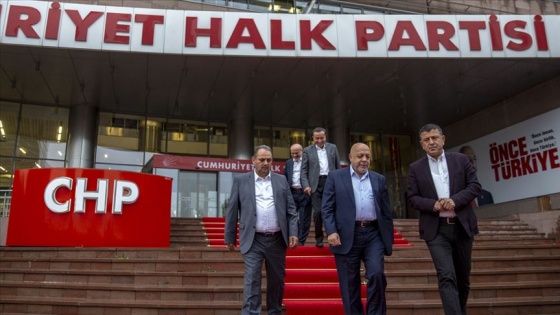 Hak-İş heyeti CHP Genel Başkanı Kılıçdaroğlu ile görüştü