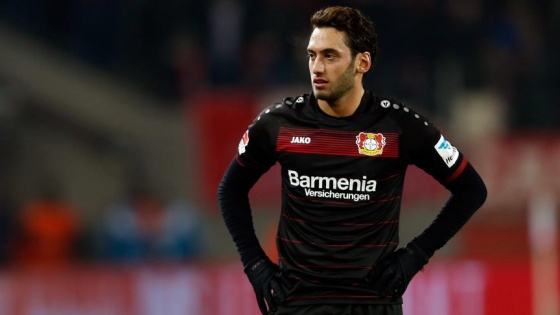 Hakan Çalhanoğlu'nun cezası bitti