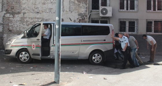 Hakimin aracına ses bombalı saldırı