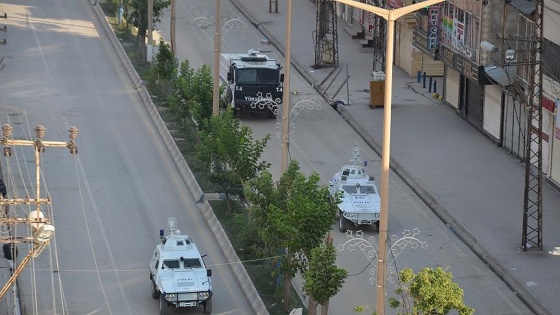 Hakkari'de gösteri ve yürüyüşler yasaklandı