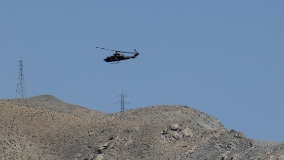 Hakkari'de iki terörist teslim oldu