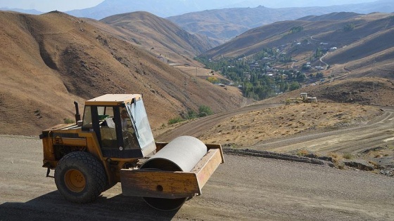 Hakkari'de köylerin çehresi değişiyor